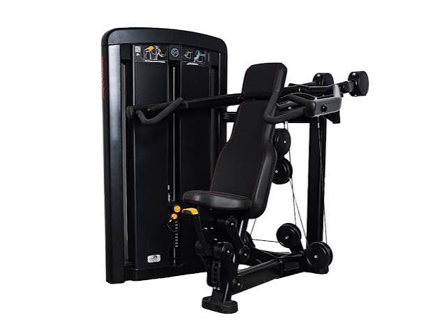 LIFE FITNESS INSIGNIA Shoulder Press